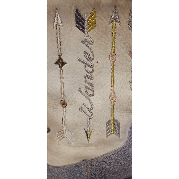 Junk Gypsy by Lane Wander Booties 6.5 Mexico Tan Leather/Suede Embroidered Arrow - Picture 12 of 16